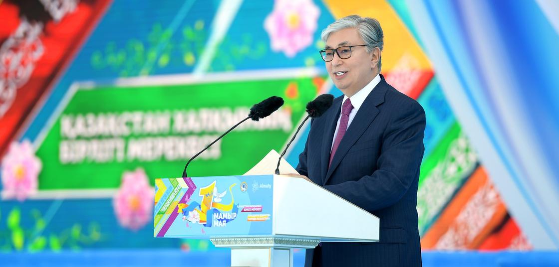Токаев обратился к народу на праздновании Дня единства народа Казахстана