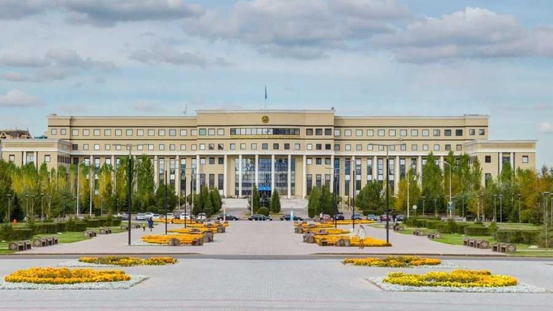 Численность сотрудников посольств Казахстана могут увеличить