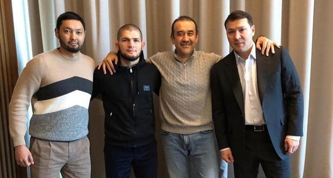 Нурмагомедов съездил в Астану и "засветился" на фото с Ракишевым