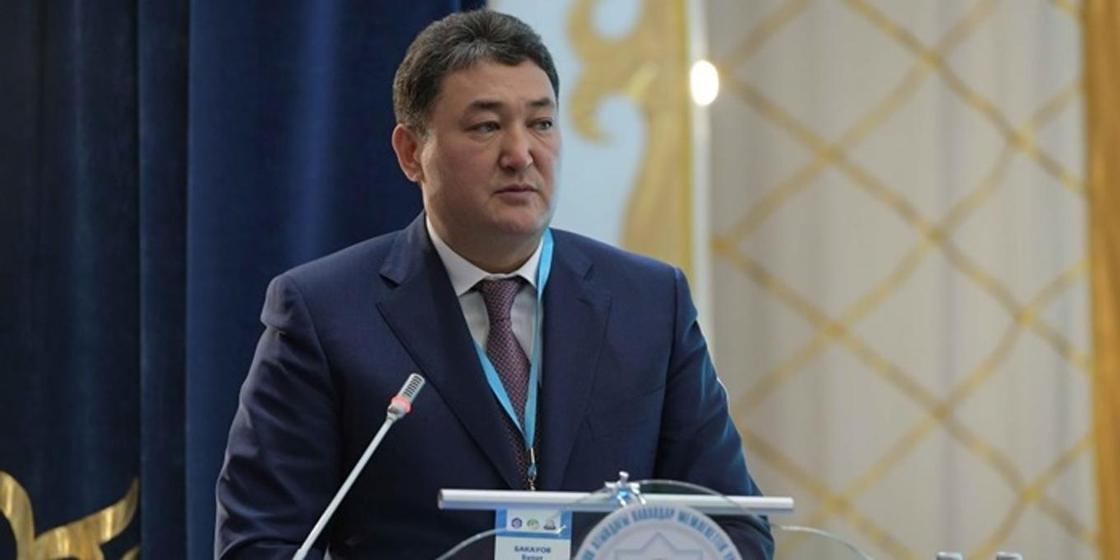 Бакауов призывает чиновников почаще встречаться с населением Бакауов призывает чиновников почаще встречаться с населением