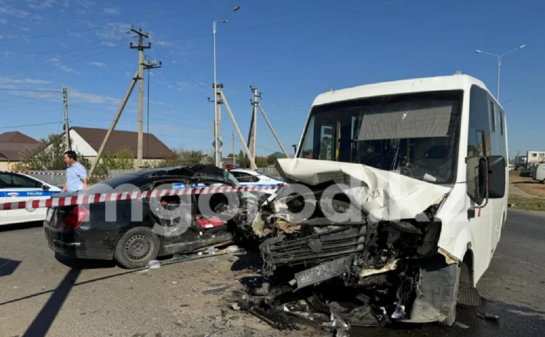 Автомобили попали в аварию