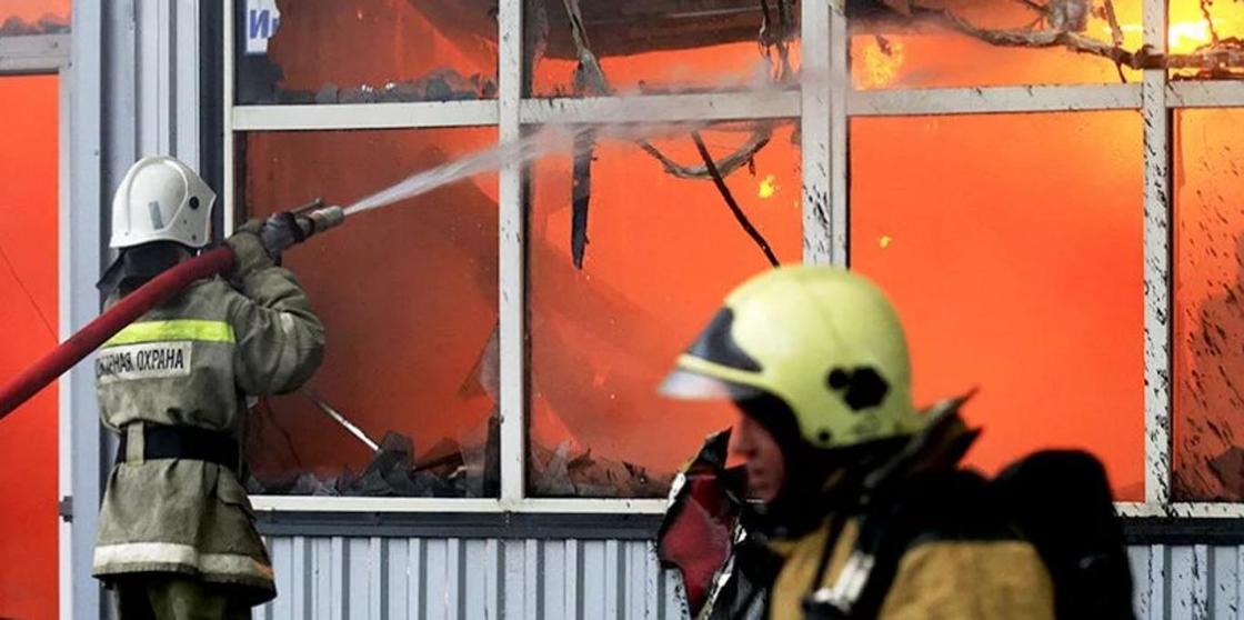 Полуобгоревшее тело и героизм девочки-подростка: появились подробности пожара в Караганде