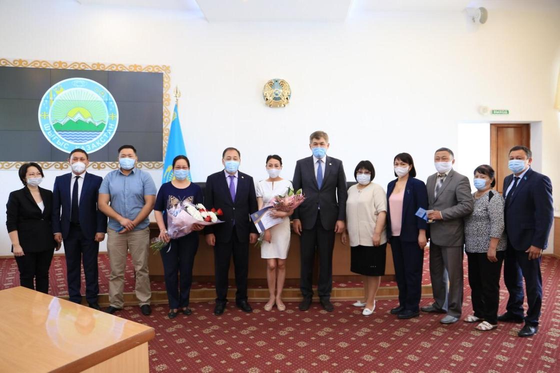 Министр здравоохранения РК наградил медицинских работников Восточного Казахстана