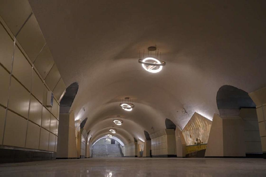 Станция метро "Сарыарка"