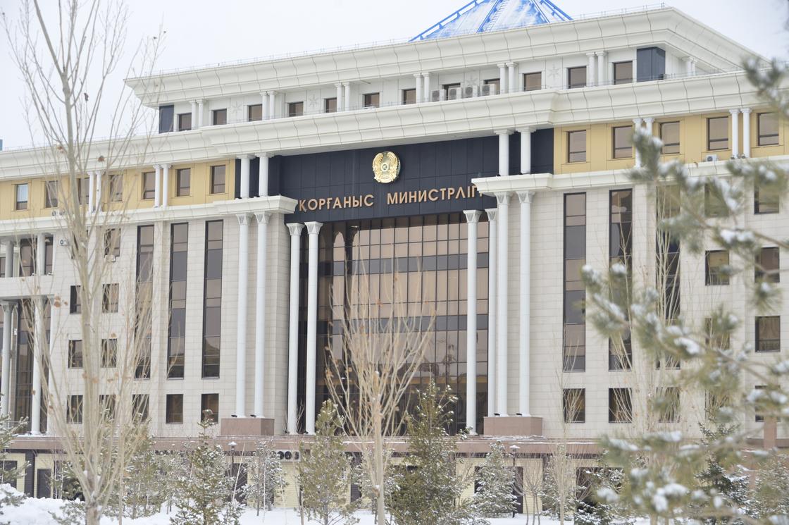 Министр обороны проинспектировал учреждения Алматинского гарнизона