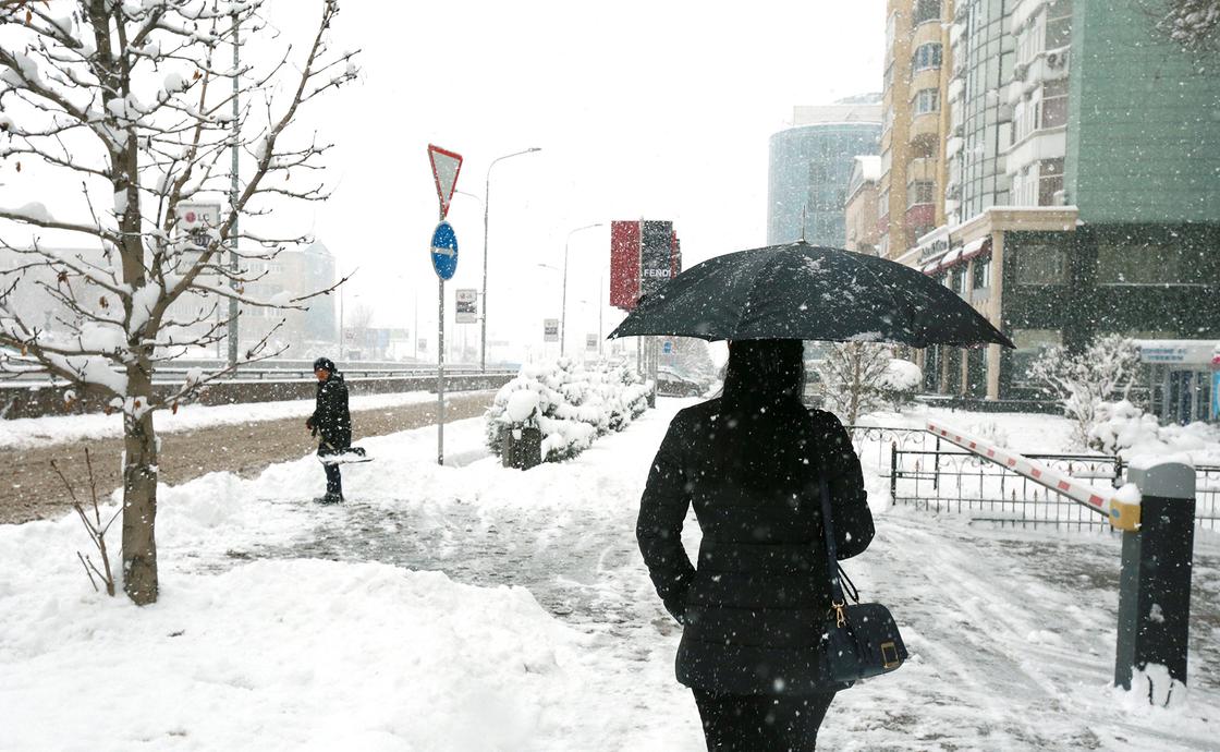 Дождь и снег ожидаются в регионах Казахстана в понедельник
