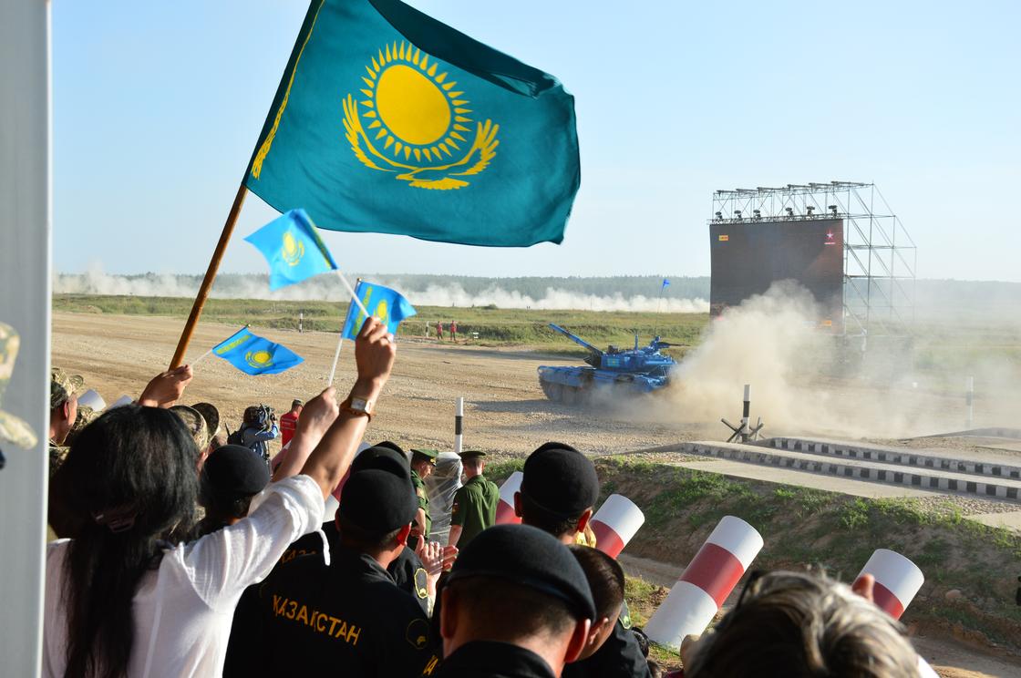 Казахстанские танкисты будут выступать на российских танках