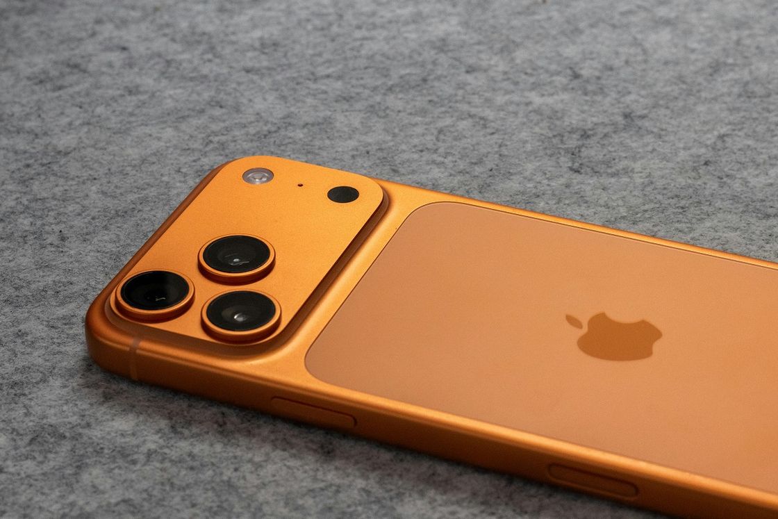 iPhone 17