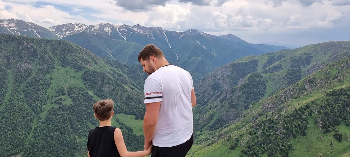 Андрей с сыном