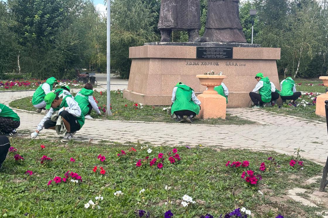 Акция "Таза Қазақстан"