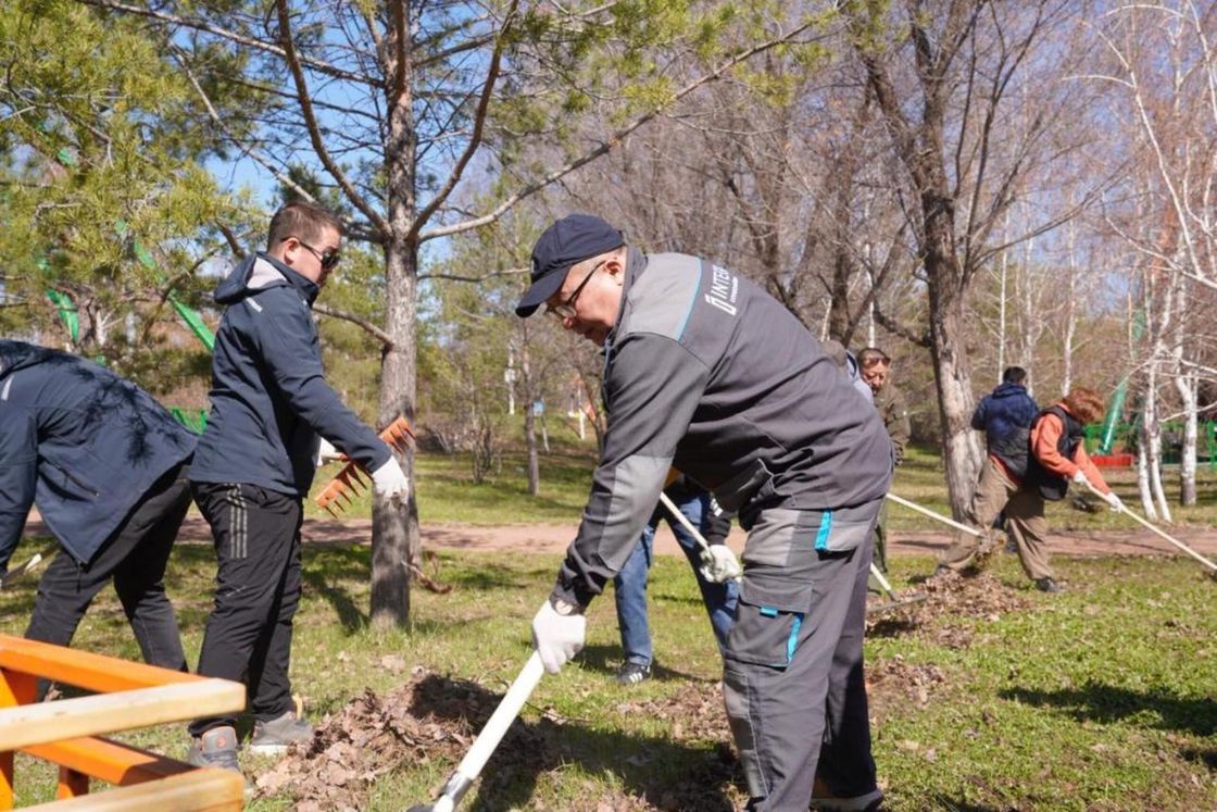Участники субботника