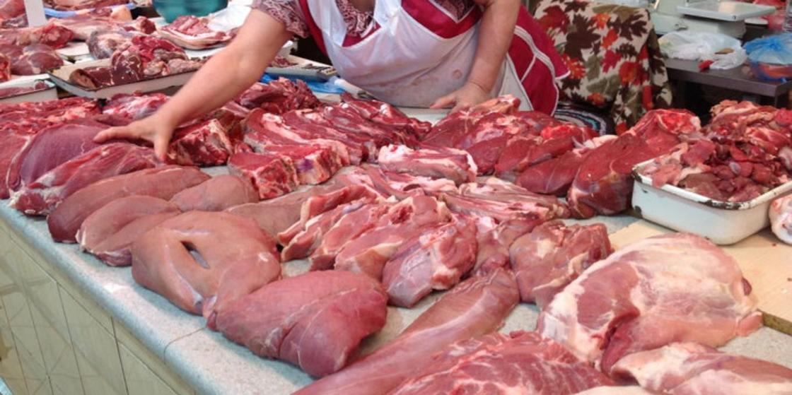 Более 6 тонн продуктов с плесенью и кишечной палочкой изъяли в Карагандинской области