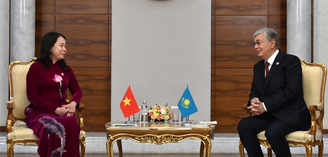 Касым-Жомарт Токаев и вице-президент Вьетнама Во Тхи Ань Суан
