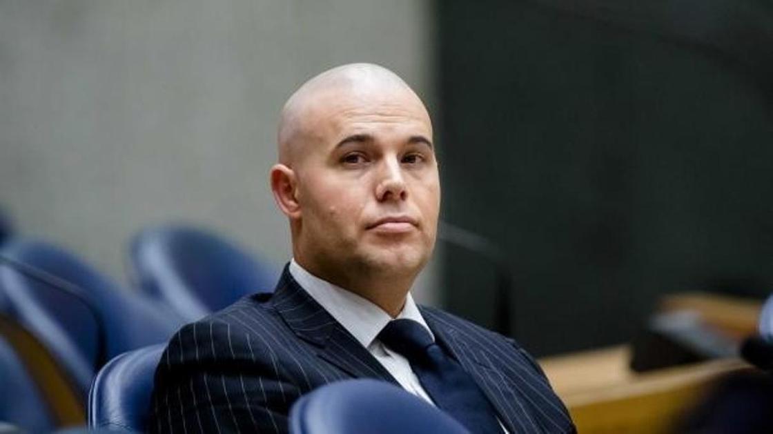 Резко критиковавший мусульман голландский политик принял ислам Резко критиковавший мусульман голландский политик принял ислам