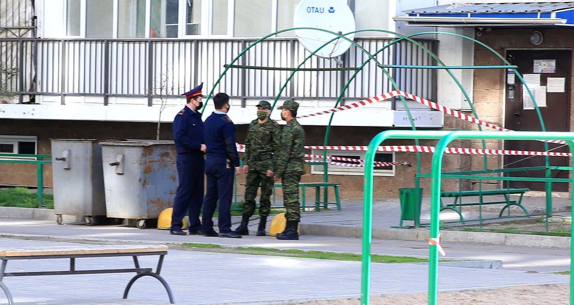 Изолированный ЖК "Асыл Арман" под Алматы будут охранять спецпризывники (фото)