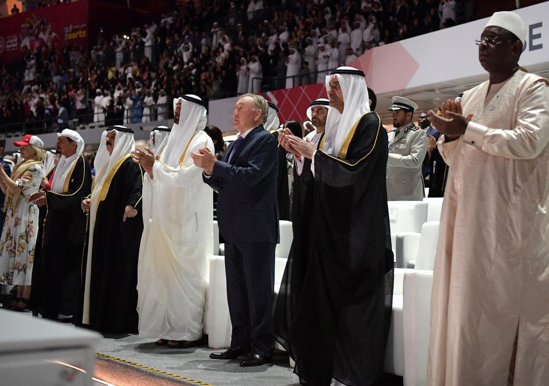 Назарбаев принял участие в открытии Специальных Олимпийских игр в Абу-Даби