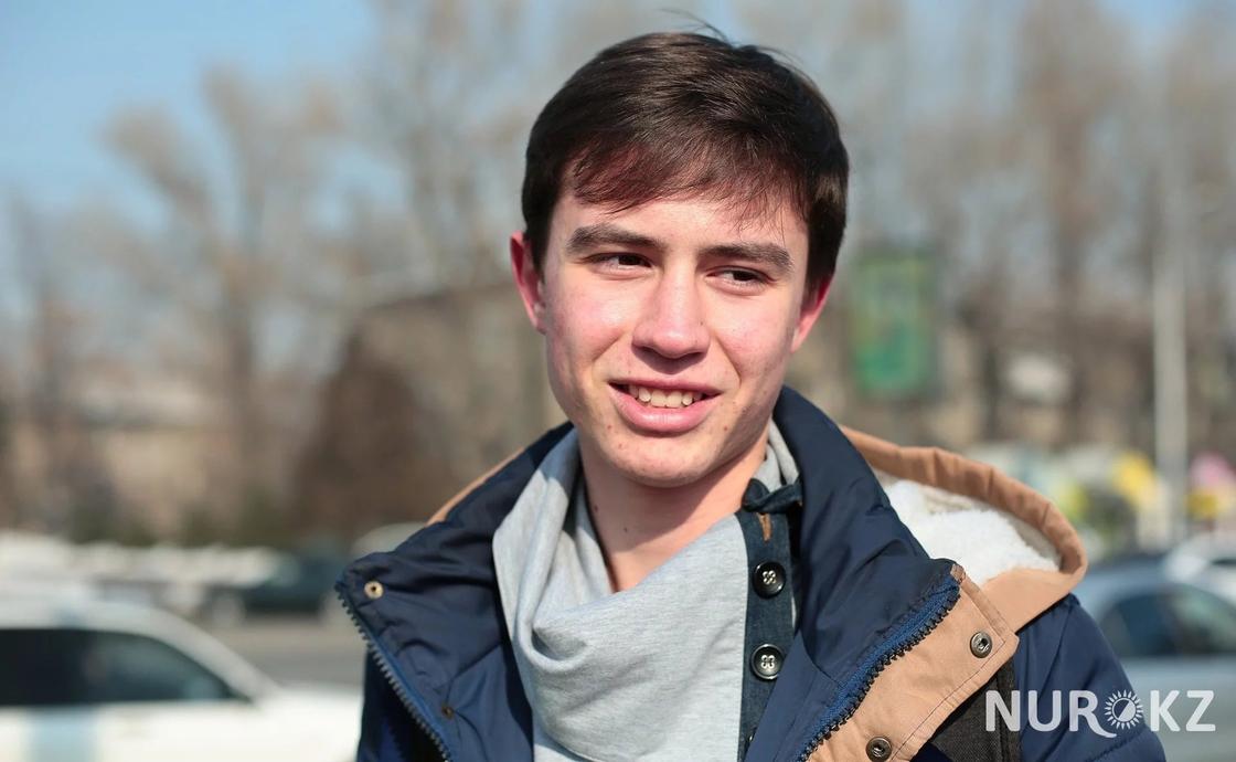 14.02 Алматинская молодежь: Мы привыкли к 14 февраля