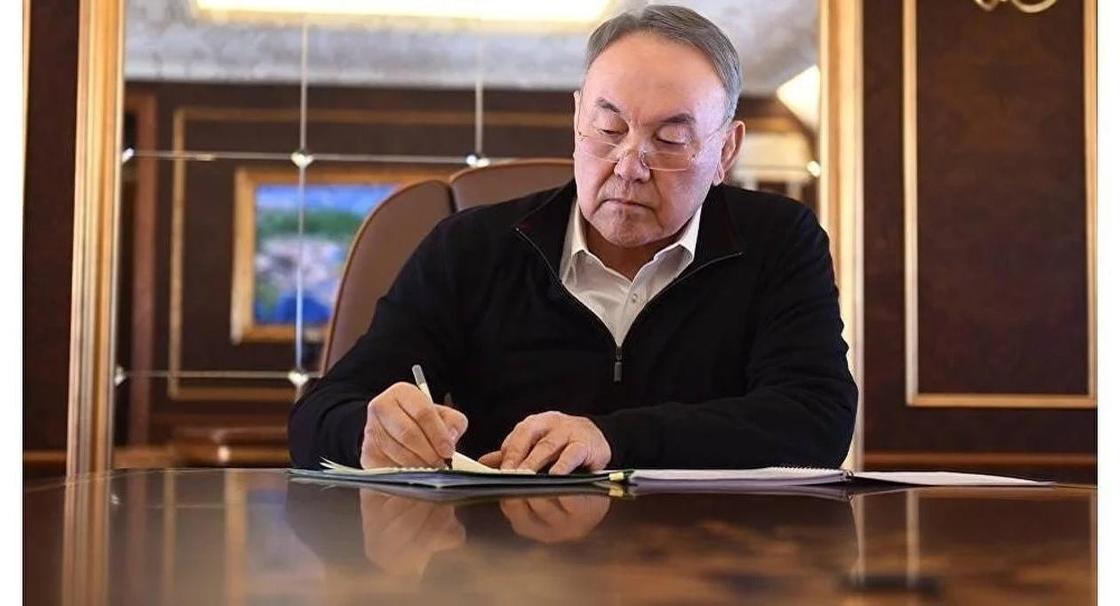Назарбаев: Кезінде қазақтың бәрі заңгер, экономист, бизнесмен болғысы келді