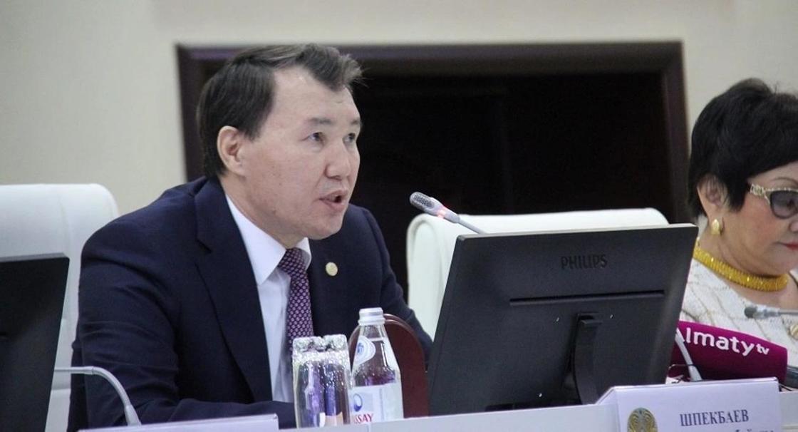 Когда чиновники могут избежать наказания за коррупцию подчиненных, рассказал Шпекбаев