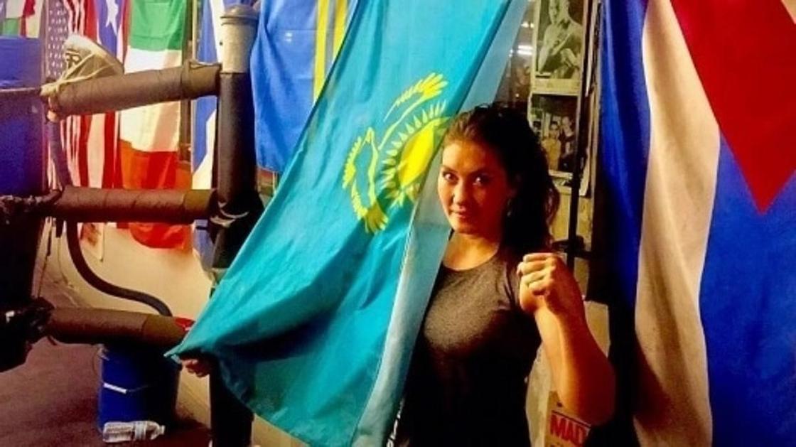 «Казахстанская GGG» Аида Сатыбалдинова одержала победу на профи-ринге