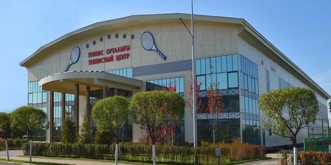 Миллиардер открыл теннисный центр в Петропавловске (фото)