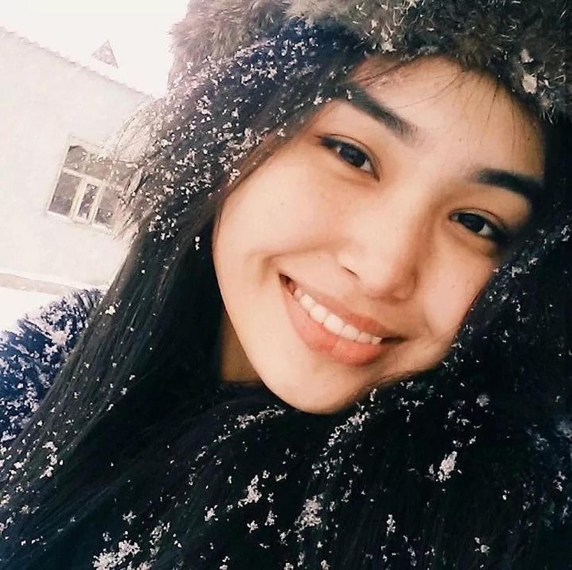 Жамбыл облысы: Рысалдиева Мадина, 18 жаста - Miss Virtual Taraz