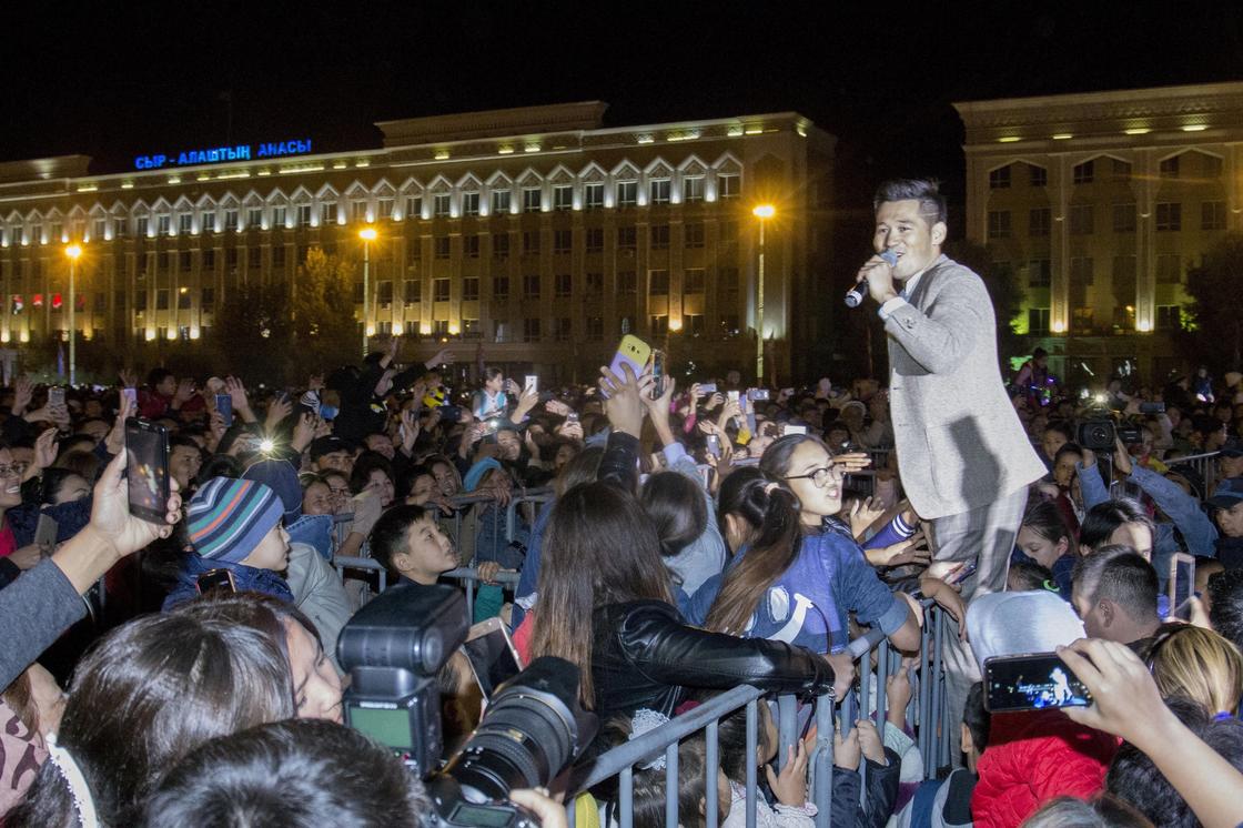 20 000 человек пришли на гала-концерт в честь Дня Кызылорды