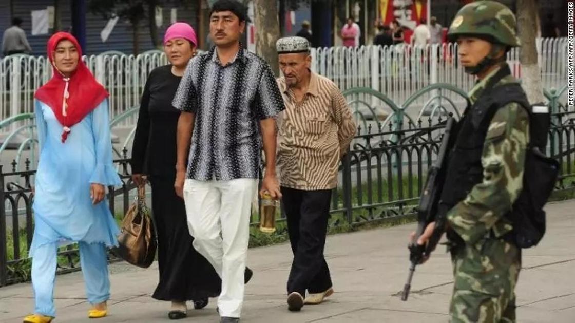 "Не верьте им": Генкосул Китая в Алматы высказался о "лагерях для мусульман"