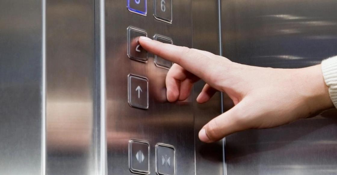 Гибель телеведущей в лифте в Актобе: сенаторы обратились к Сагинтаеву