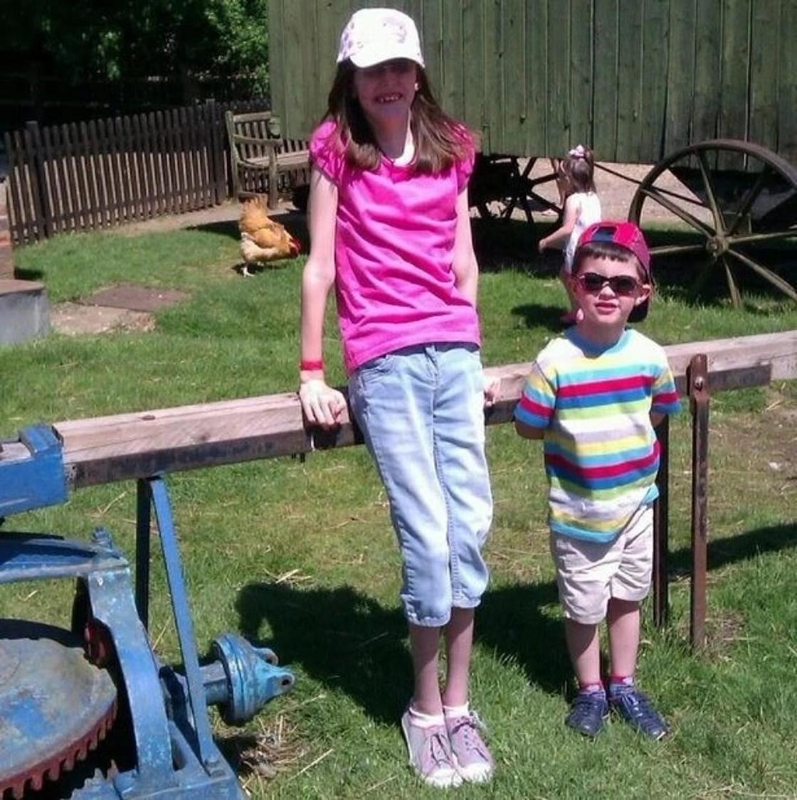 элисани сильва. софи холлинс (sophie hollins). элисани сильва рост. элисани сильва 2020. высокие девочки 10 лет.