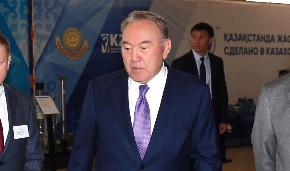 Назарбаев о Келимбетове: Ездит постоянно где-то