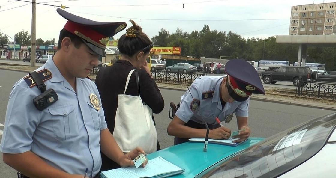 Более 18 тысяч водителей наказали за неправильную парковку в Алматы