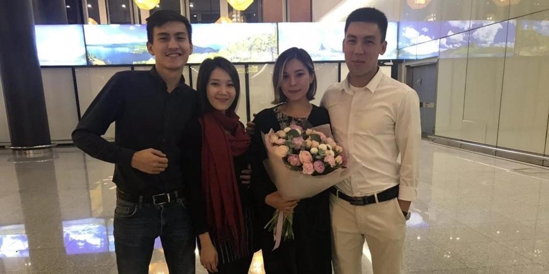 Житель Астаны сделал предложение своей возлюбленной в аэропорту Нурсултан Назарбаев