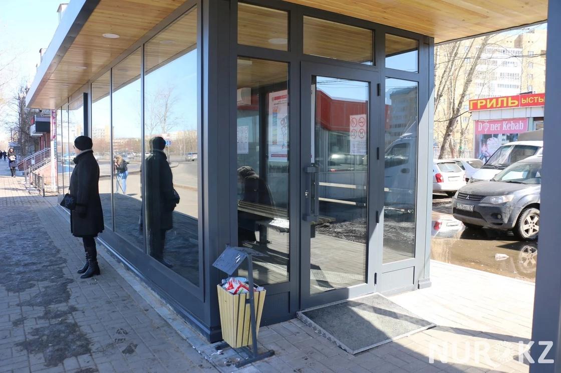Новая теплая остановка с туалетом и магазином появилась в Астане (фото)