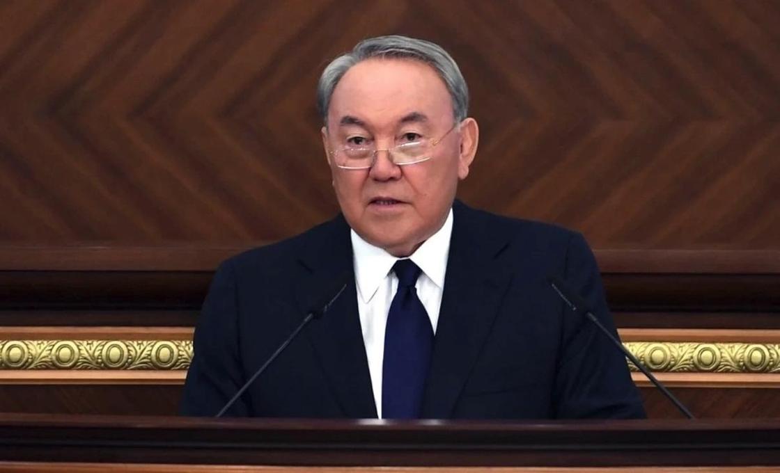 Назарбаев о пышных тоях в Шымкенте: Лучше эти деньги молодым отдайте