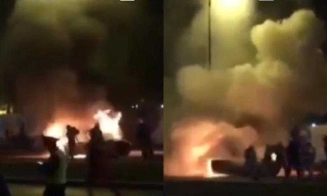 Серьезное ДТП в Астане: авто сбило полицейского, врезалось в столб и загорелось