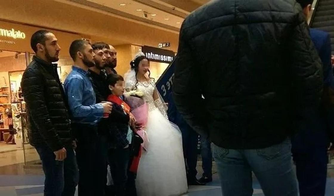 Свадьба 11-летнего мальчика и 14-летней девочки возмутила россиян