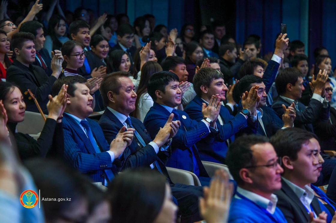 Молодежь Казахстана призвали быть активной, самостоятельной и образованной