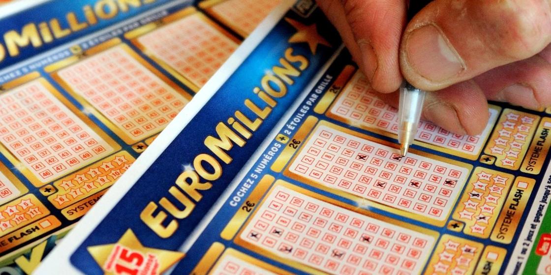 На кону ЕвроМиллионов €128 миллионов, победителем может стать гражданин Казахстана