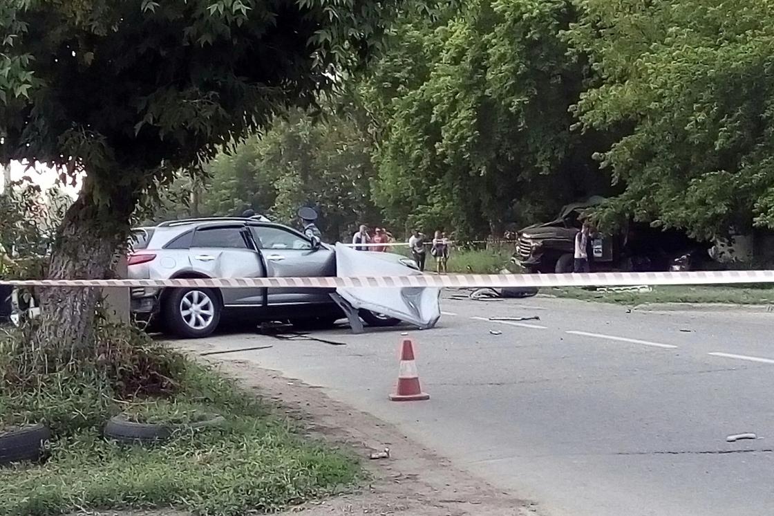 Водитель легковушки погиб в серьезном ДТП в Усть-Каменогорске