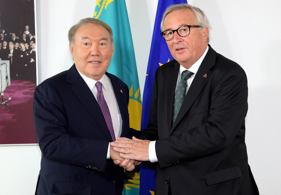 Назарбаев провел встречу с главой Еврокомиссии (фото)