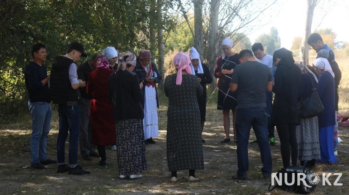 Иностранцы массово стали приезжать в мистические места Алматинской области