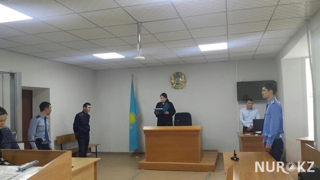 Руководство филиала «Казахавтодор» осуждено за взятку в 17 млн в Караганде