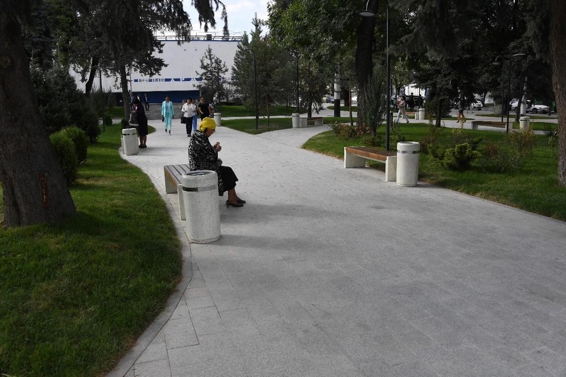 "Все будете переделывать": Байбек жестко раскритиковал ремонт улиц в Алматы