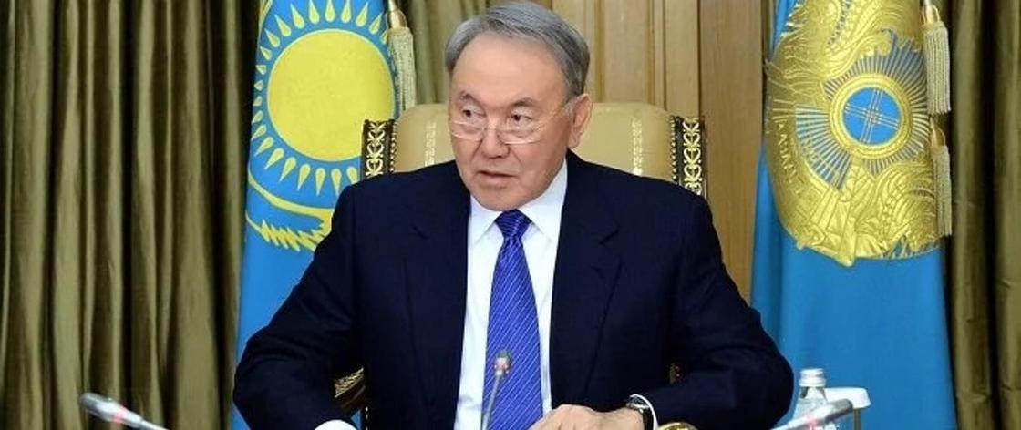 Назарбаев встретился с послом Китая в Казахстане