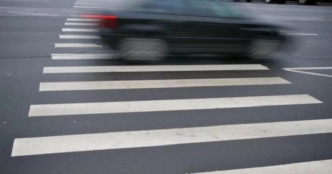 Сбил и катал по городу: виновнику аварии вынесли приговор в Павлодаре Сбил и катал по городу: виновнику аварии вынесли приговор в Павлодаре