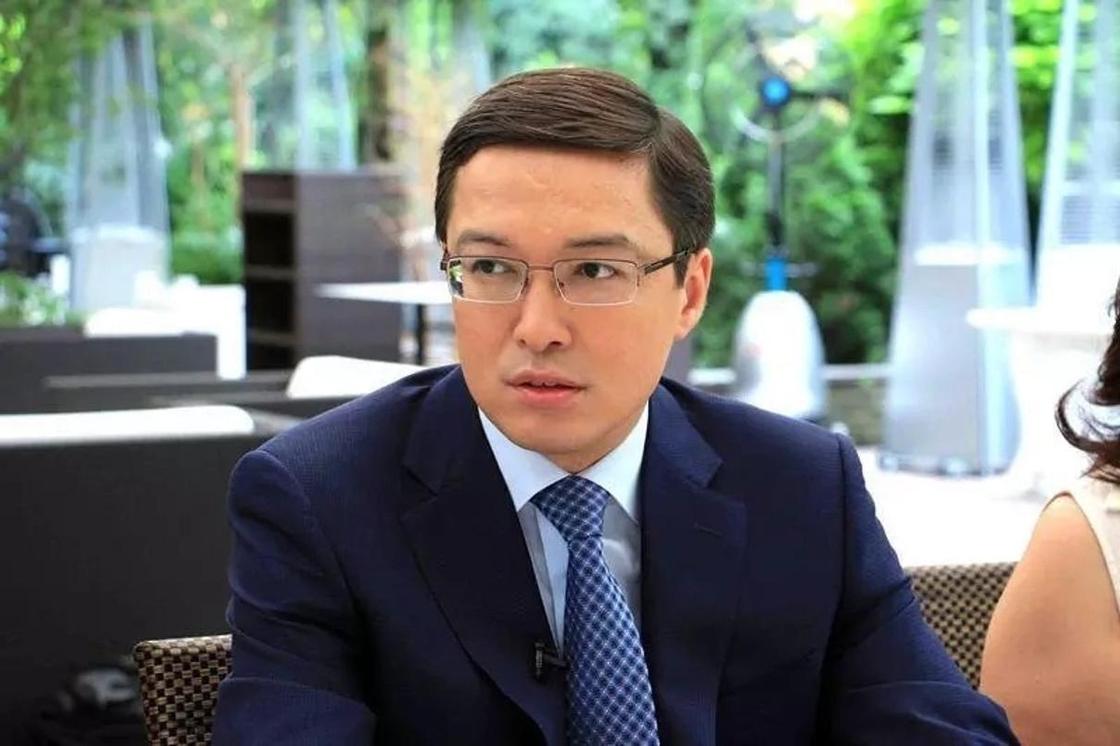 Акишев: Пяти банкам оказали поддержку в размере 653 млрд тенге Акишев: Пяти банкам оказали поддержку в размере 653 млрд тенге