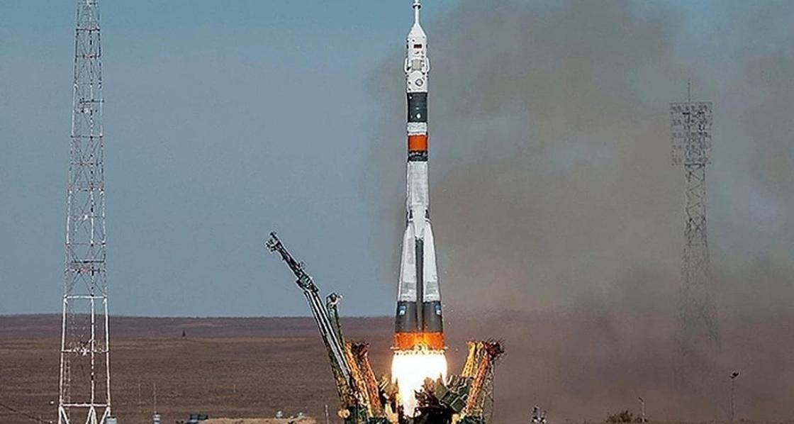 Казахстан выставит счет России из-за падения ракеты-носителя "Союз"