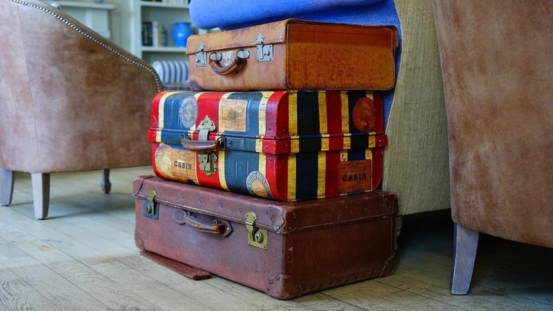 5 лайфхаков, как компактно сложить вещи в чемодан