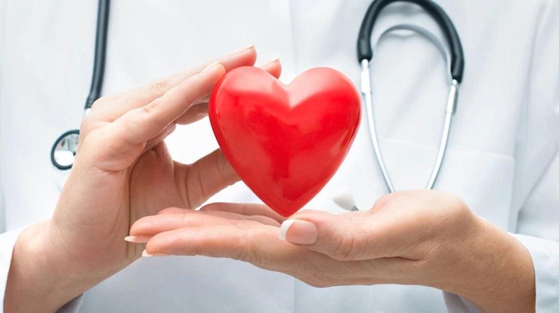 Как продлить жизнь людям с больным сердцем, рассказали кардиологи